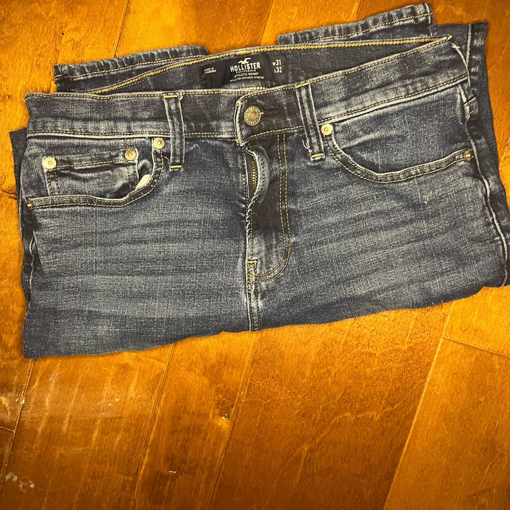 Hollister Men Dark Blue Skinny Jeans